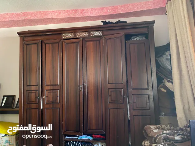 غرفة نوم بدها شوية صيانه 50 دينار