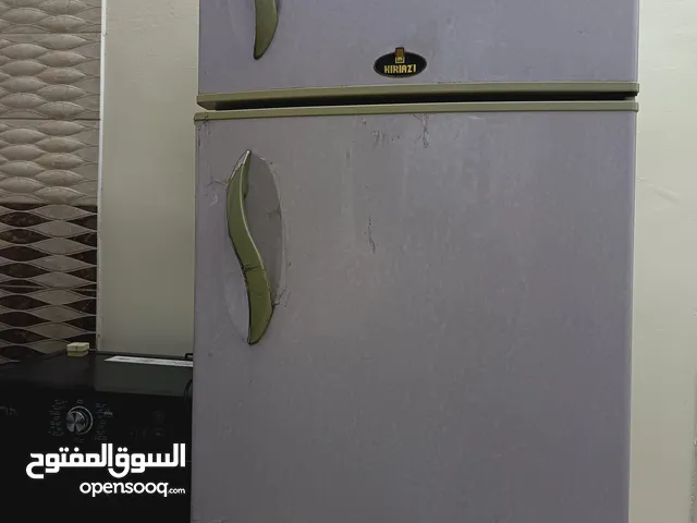 ثلاجة للبيع