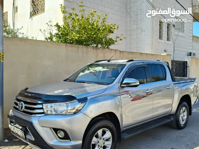 Used Toyota Hilux in Amman