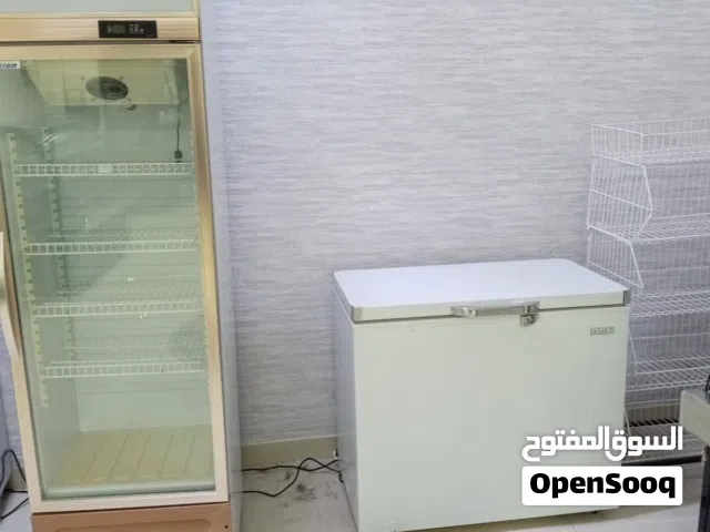 ثلاجة عرض للخفايف/ السويتات- طاوله البوفيه- ثلاجة