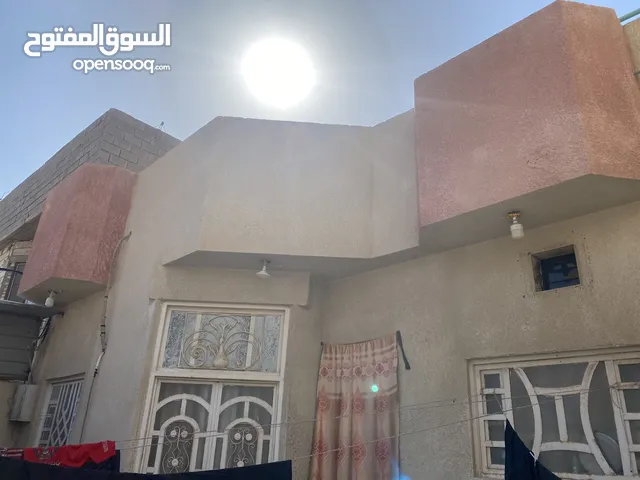 140 m2 2 Bedrooms Townhouse for Sale in Basra Abu Al-Khaseeb
