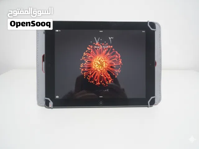 iPad6 للبيع بحالة ممتازة