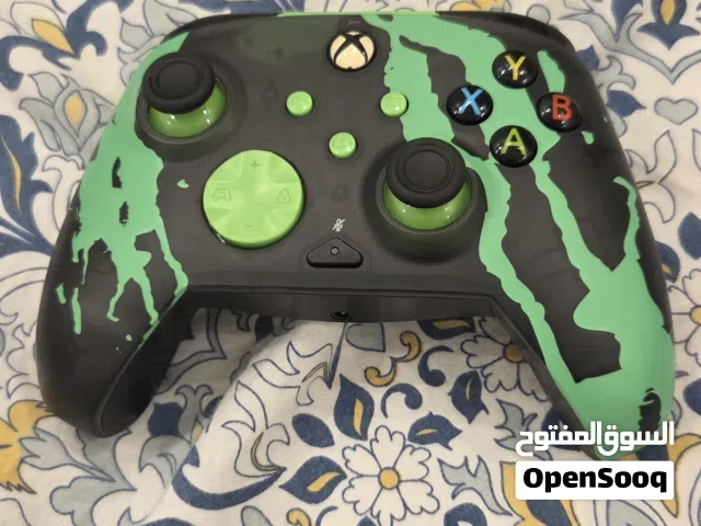 جهاز أكس بوكس أحترافي مع أزرار إضافية في الخلف شبه جديد قابل للتفاوض بشي معقول