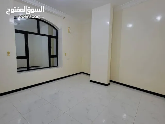 600 m2 2 Bedrooms Apartments for Rent in Sana'a Madbah