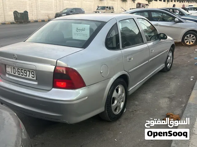 2011 Nissan Sunny Standard