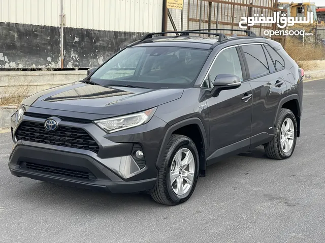 تويوتا راف فور XLE حره فورويل 2021 ماشي 7 الاف بحالة الوكالة