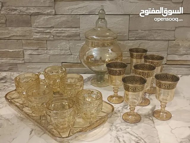 طاقم تقديم ضيافة عسلى