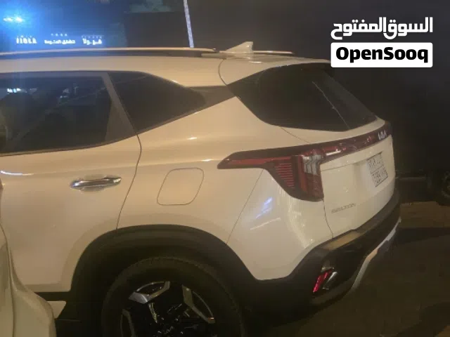 سيارة KIA كيا سيلتوس Seltos 2024 ستاندرد مطور Standard plus ممشي 33k Odo
