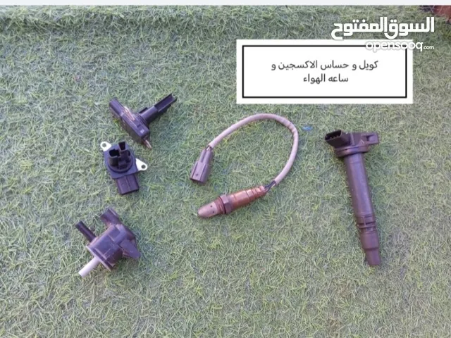 للبيع بعض القطع لكزس ES350 موديل 2019 إلى 2023 و قطع غيار كامري 2012 إلى 2017