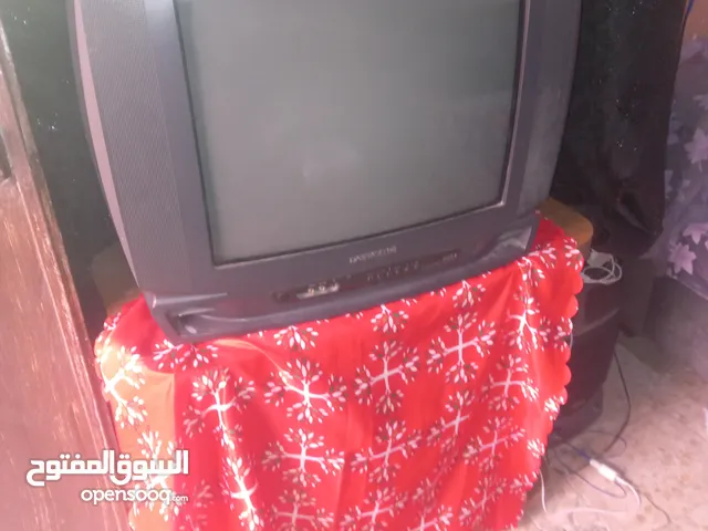 تلفزيون عدد2 شغالات صورتهن قزاز للبيع بسعر طري جدا