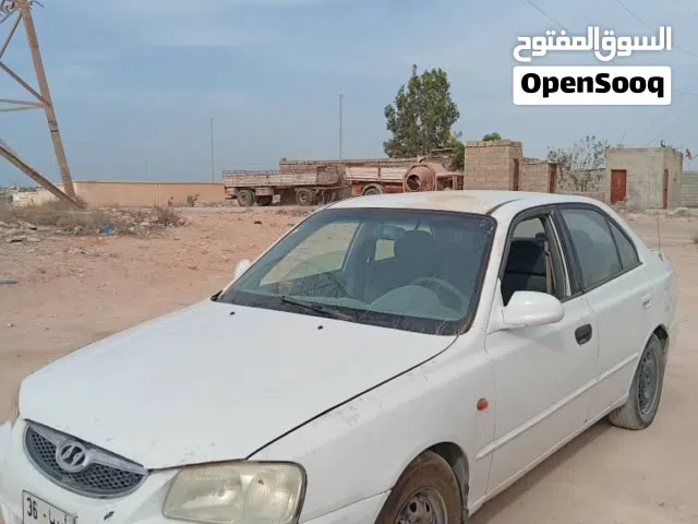 2010 هيونداي فيرنا S