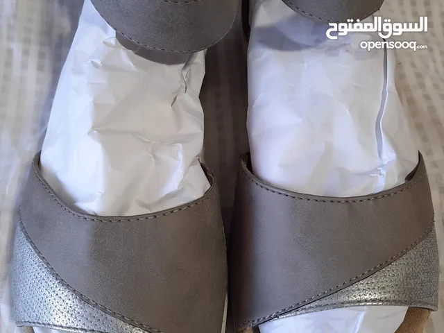صنادل اوروبي اصلي