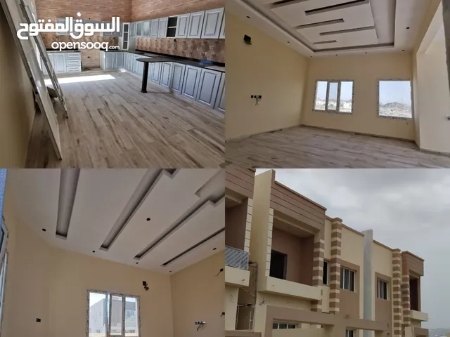 273m2 5 Bedrooms Villa for Sale in Muscat Amerat