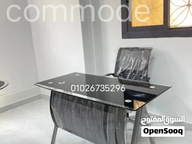 طقم إداري مودرن _ مكتب مدير زجاج سيكورت مقاوم للكسر _ مكاتب مديرين زجاج اثاث مكتبي
