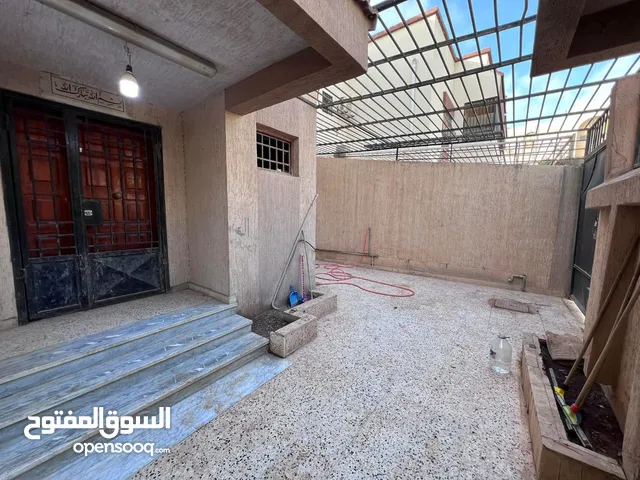 300 m2 More than 6 bedrooms Townhouse for Rent in Benghazi Al-Salam