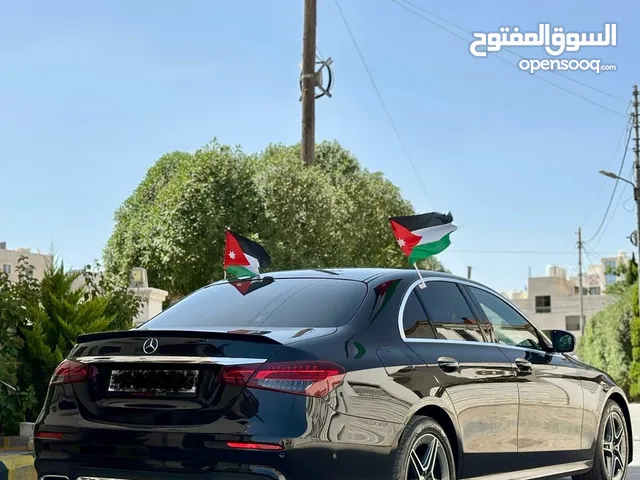 مرسيدس E200 موديل 2023 - AMG فحص بسعر مميز - لون أسود بانوراما