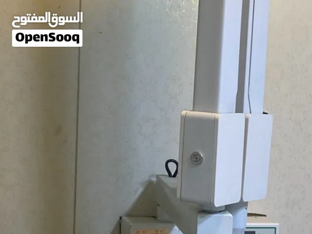 جهاز اكس ري شغال  استعمال كلش قليل   الي  يريده  يدفعلي بي سعر وياخذه
