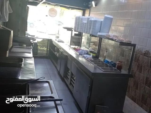 مطعم شاورما للبيع في عمان المستندة