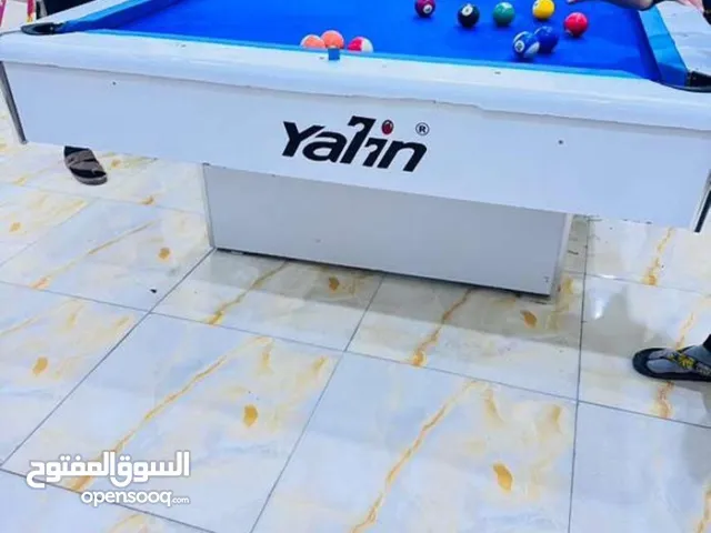 ميز بليارد يلن مستخدم بحالة جيدة