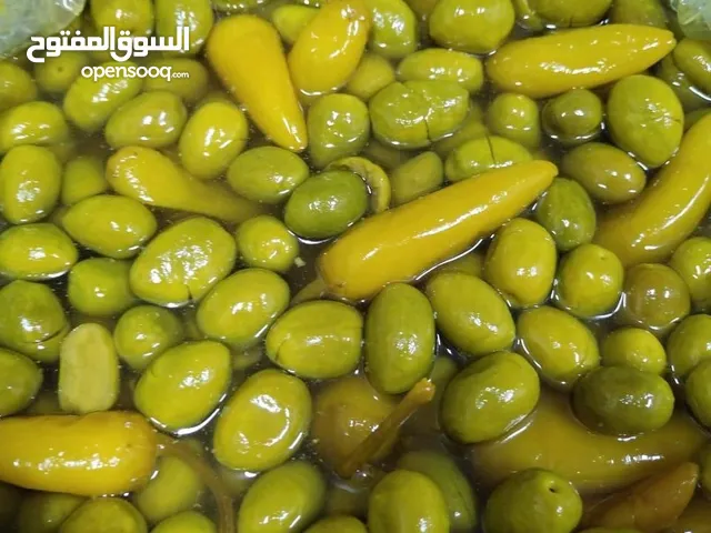 زيت زيتون جودة عالية زيتون  جبنة بلدي اغذية ومونة البيت بالكامل توصيل ضمن الامارات