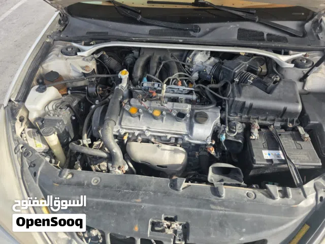 For Sale – Lexus ES 300 Clean and comfortable luxury sedan • Automatic transmission • V6 engine • S