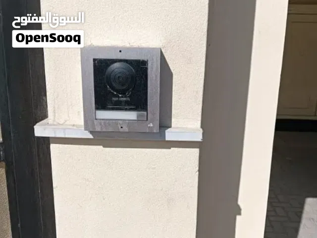 hik vision ds-7100 series. .  4 camera  2 monitor  DVR. 2 TB calling Bell camera