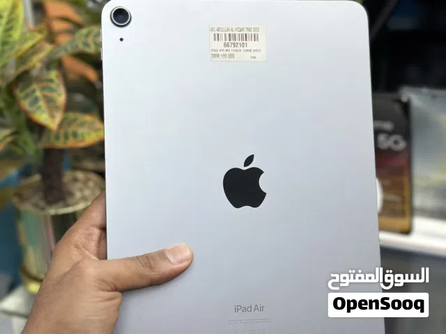 Apple air M2 11inch Used iPad with 128GB Storage and Charger - Excellent Condition