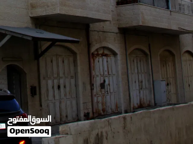 مخازن للايجار مساحة 97م وارتفاع 4.5 م في المنطقة الصناعية في مدينة البيرة