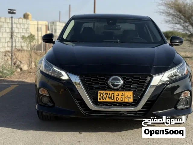2019 نيسان التيما SL