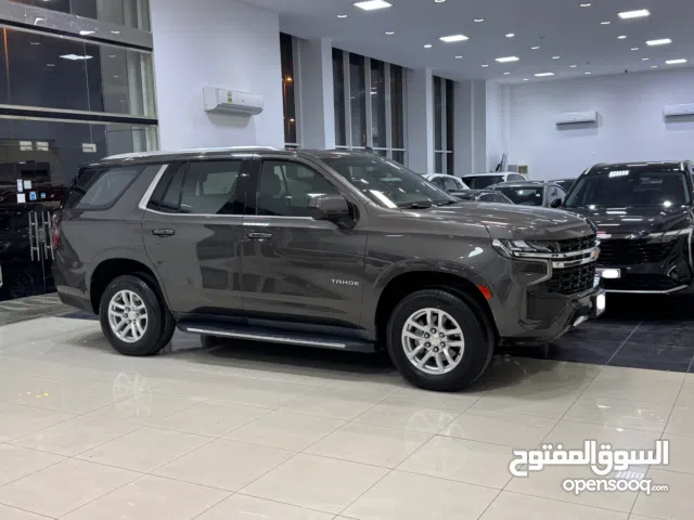 Chevrolet Tahoe 2021 (Grey)