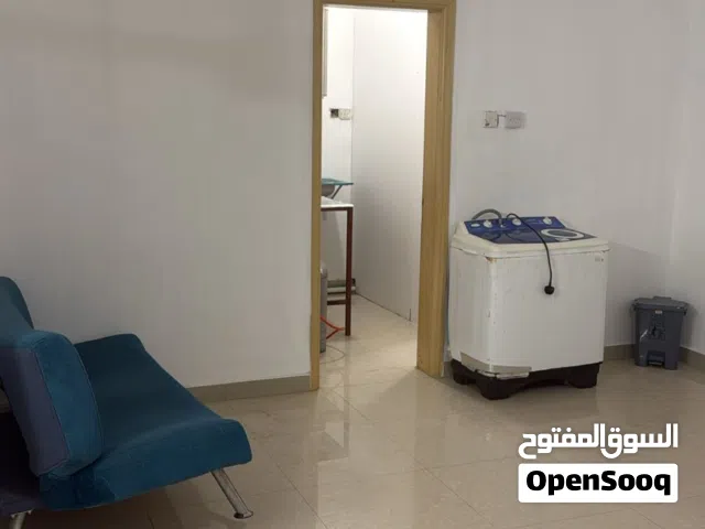 rooms for rent  غرف و استوديو للايجار في الخوض موقع مميز جدا