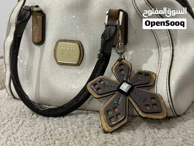 شنطة Guess أصلية للبيع
