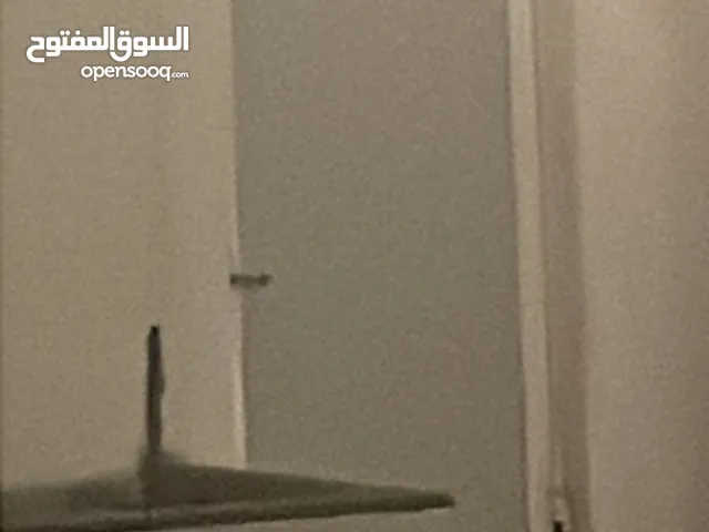 تلفون 12 ميني حط سعرك وشله لو ب أو بس فيه خدوش التلفون و شاشه فيه خدوش شغال 100/100 بطاري75