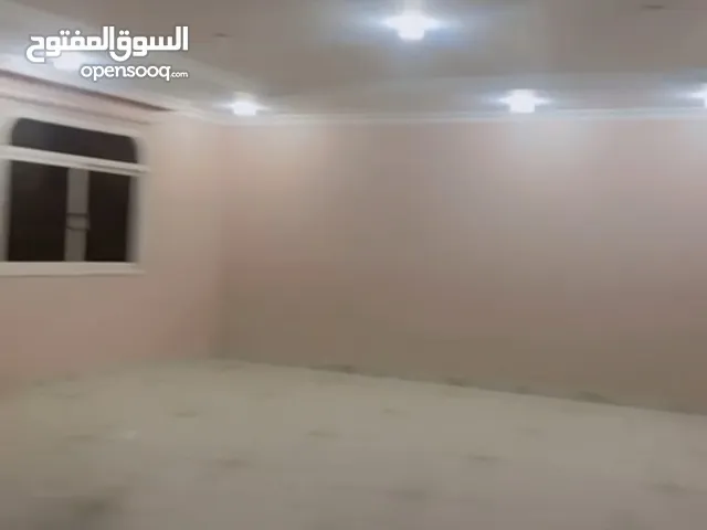 950 m2 More than 6 bedrooms Villa for Sale in Kuwait City Adailiya