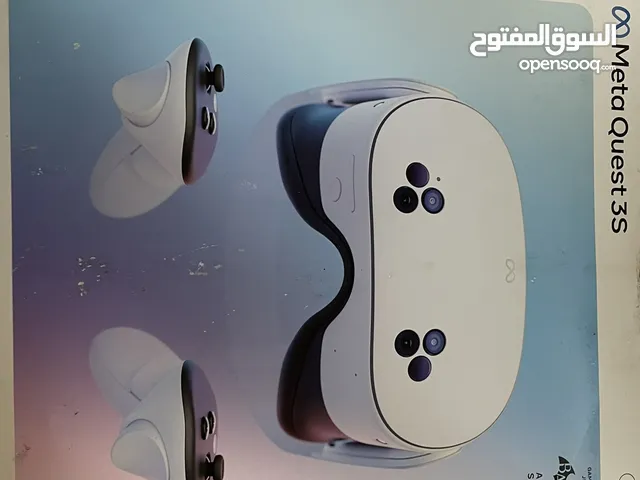 Vr meta quest 3 للبيع مستعمل فقط شهرين مع ضمان أمازون سنه