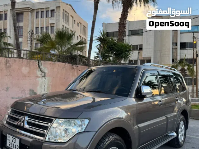2011, Mitsubishi, Pajero, GLS Top