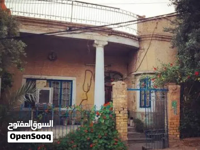 205 m2 4 Bedrooms Townhouse for Sale in Basra Khadra'a