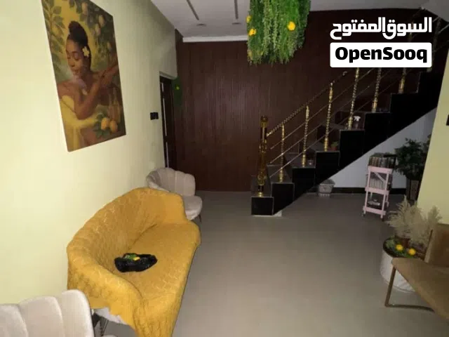 200 m2 5 Bedrooms Townhouse for Rent in Basra Khadra'a