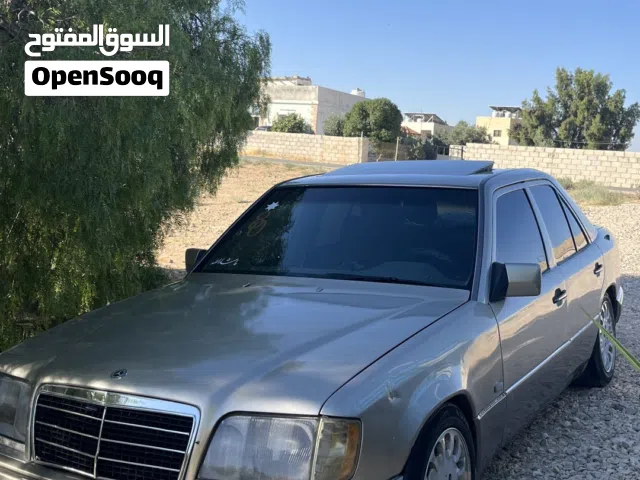 1995 Mercedes Benz E-Class E 200