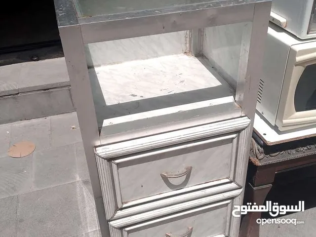 خزانة مطبخ المنيوم جارورين موجودة بالبقعة