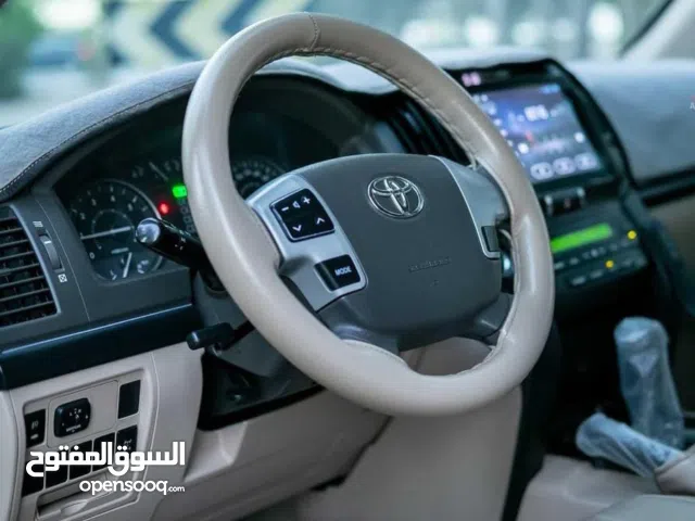 Toyota Land Cruiser for sale.good condition.family used.insurance/passing untill 02/2027.