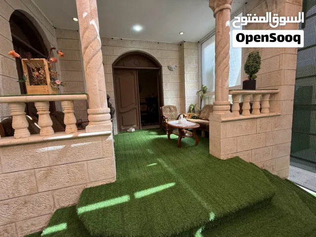 شقة بمواصفات عالية بجانب مسجد السنة