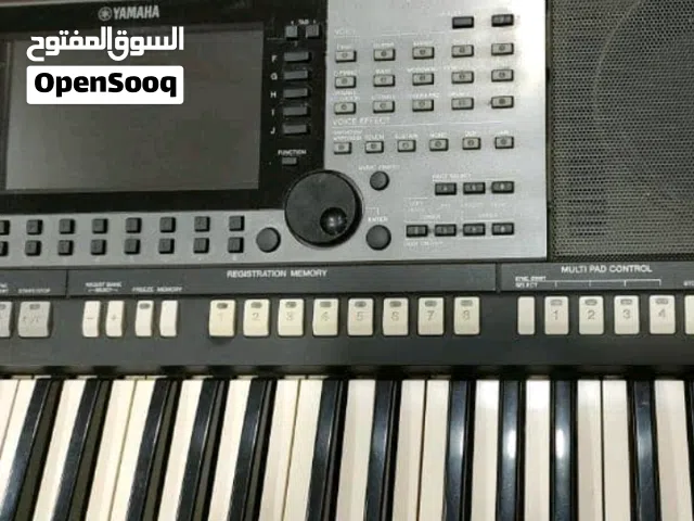 اورج ياماها اصدار ياباني للبيع الجهاز ليس فيه اي ملاحظه. معه استاند ومحول