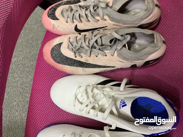 بوتين كره اصليين للبيع
