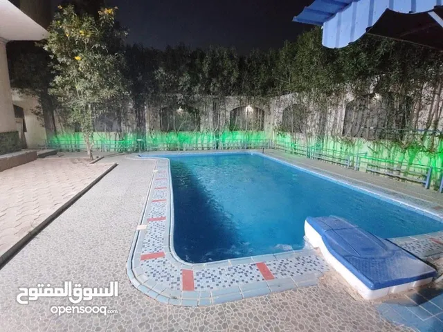 فيلا للايجار مفروشه بحمام سباحه وصله دهشور الحزام الاخضر