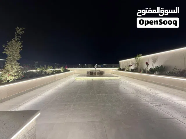 660 m2 4 Bedrooms Villa for Sale in Amman Rajm Amesh