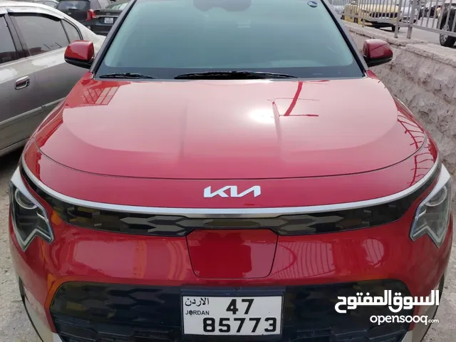 كيا نيرو كهرباء الشكل الجديد 7 جيد خمري فل ماعدا الفتحه بحاله الوكاله للبيع