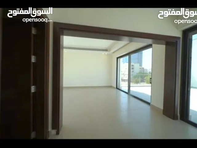 810000 m2 4 Bedrooms Villa for Sale in Amman Um Uthaiena