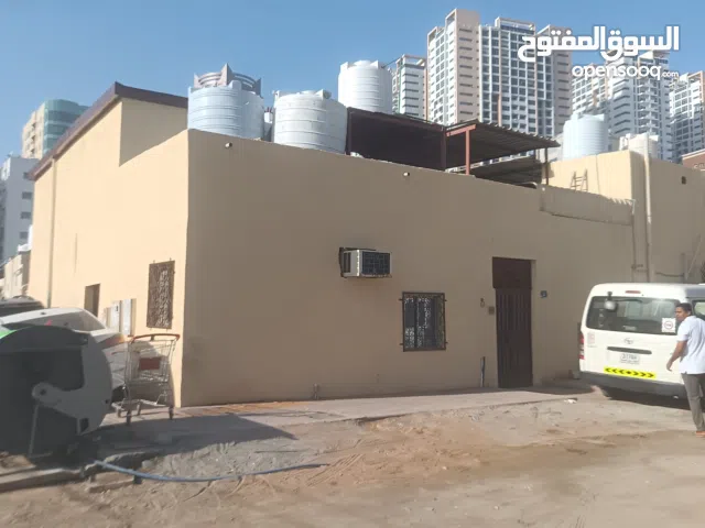 2000 ft² More than 6 bedrooms Townhouse for Sale in Ajman Al Rashidiya