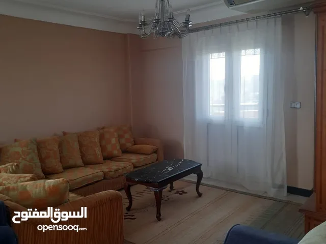 شقه مفروشه بموقع ممتاز بمصر الجديده